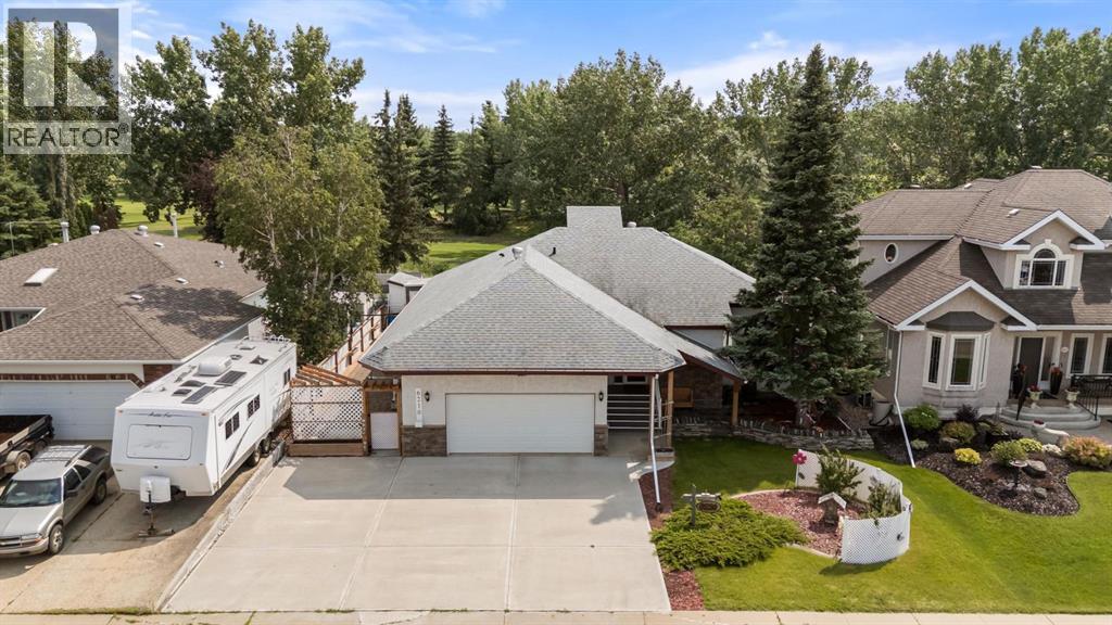 Listing photo – 6210 53 Avenue, Camrose