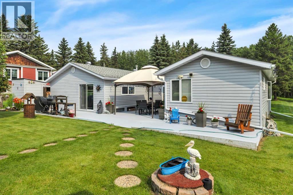Listing photo – 76 Buskmose Drive, Grandview