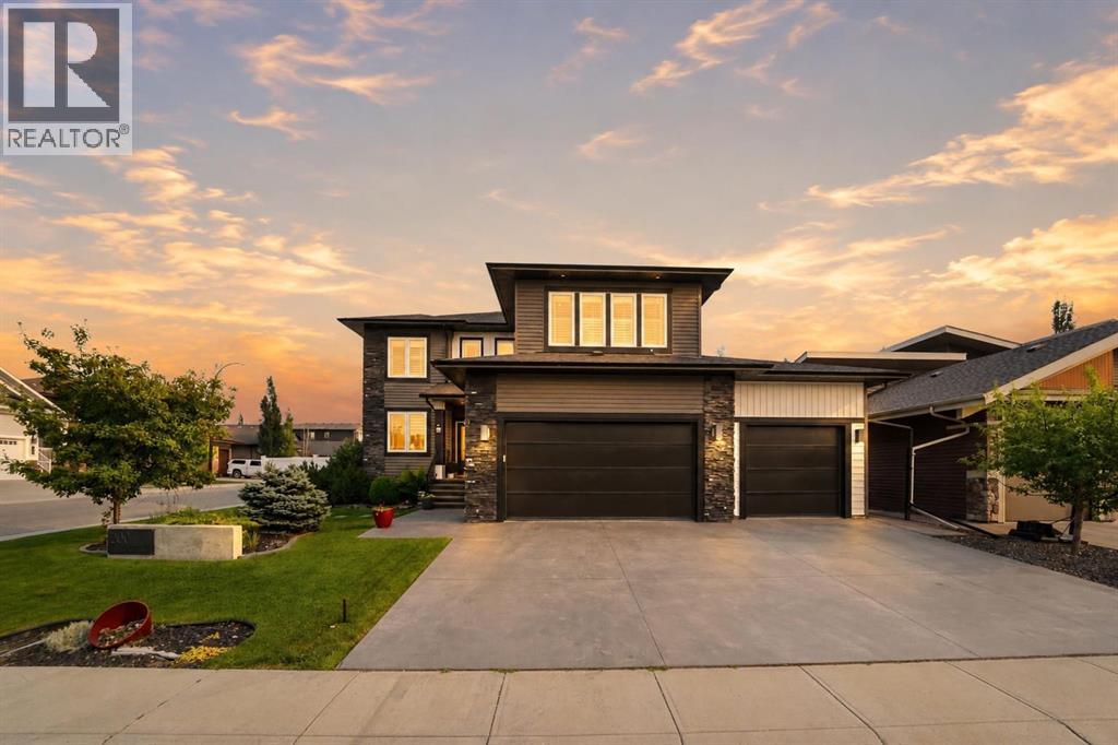 Listing photo – 200 Vancouver Crescent, Red Deer