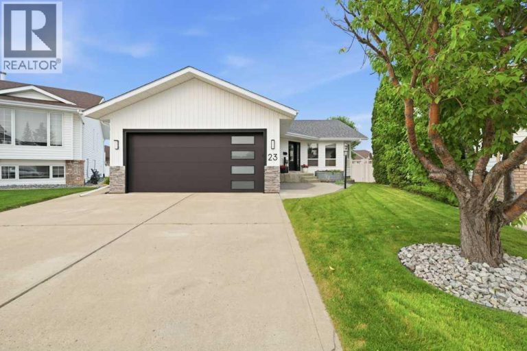 Listing photo – 23 Dann Close, Red Deer