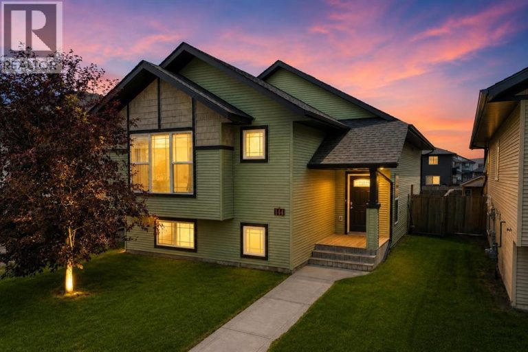 144 Bowman Circle, Sylvan Lake