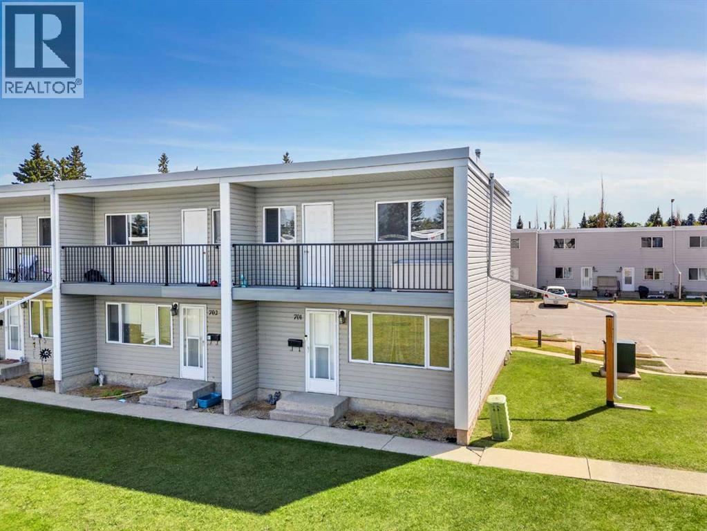 Listing photo – 701, 4719 33 Street, Red Deer