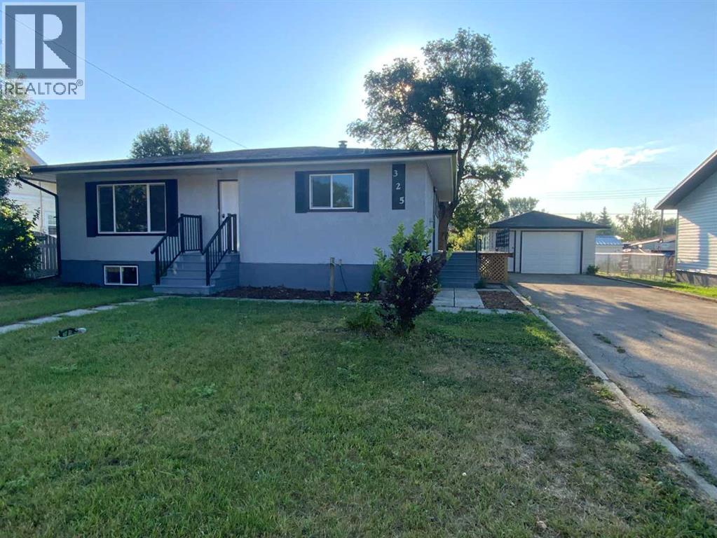 Listing photo – 325 Aberdeen Avenue, Carbon