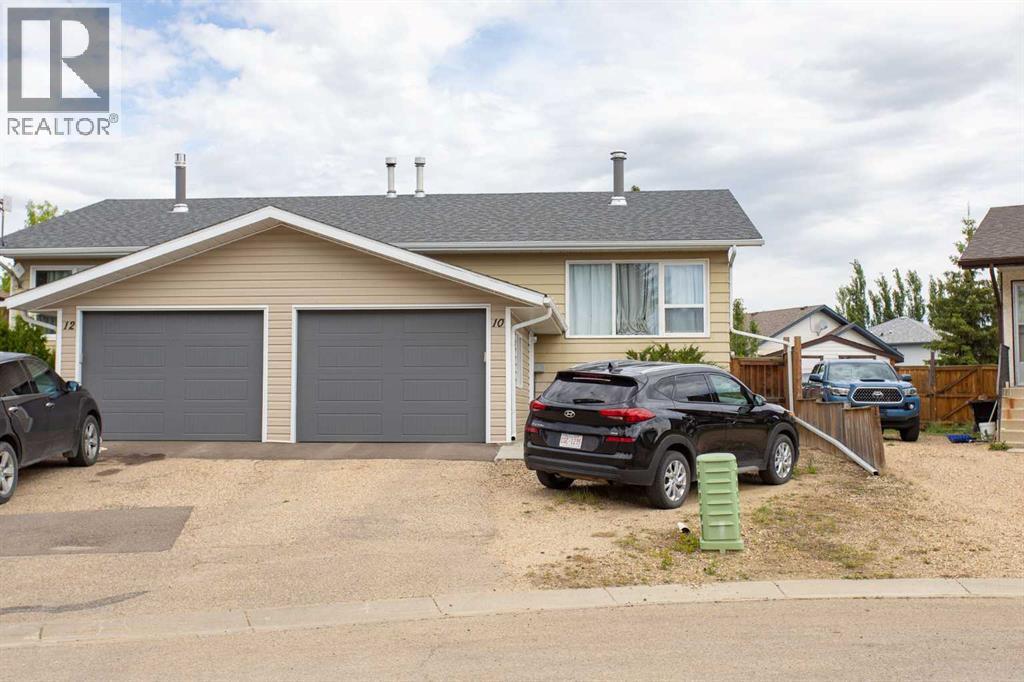 Listing photo – 10 Valley Crescent, Lacombe
