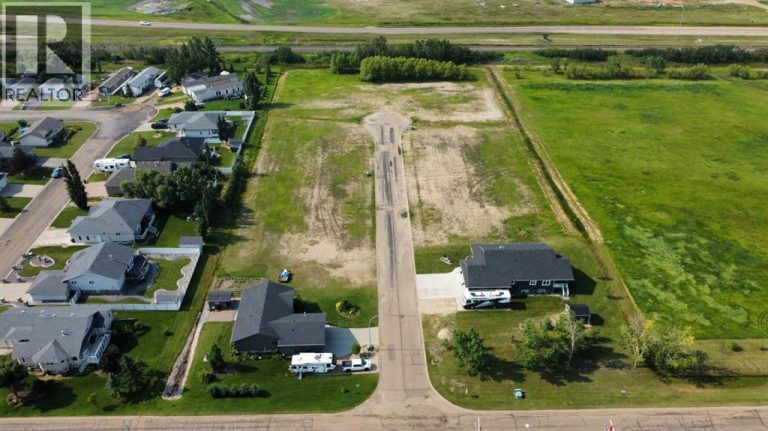 LOT 16 59 Street, Daysland