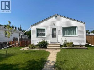 Listing photo – 5306 50 Street, Camrose