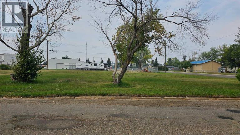 5010 52 Street, Castor