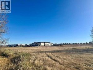 Listing photo – 7405 48 Avenue, Camrose