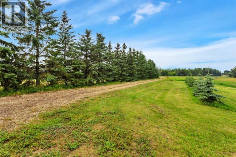 Listing photo – 41113 Range Road 263, Rural Lacombe County