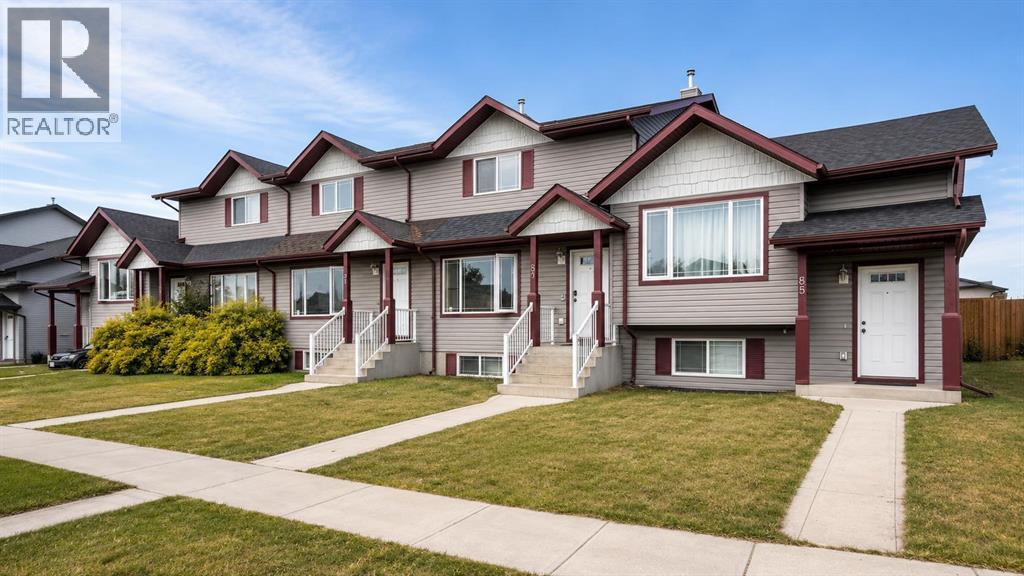 Listing photo – 83 Lakeway Boulevard, Sylvan Lake