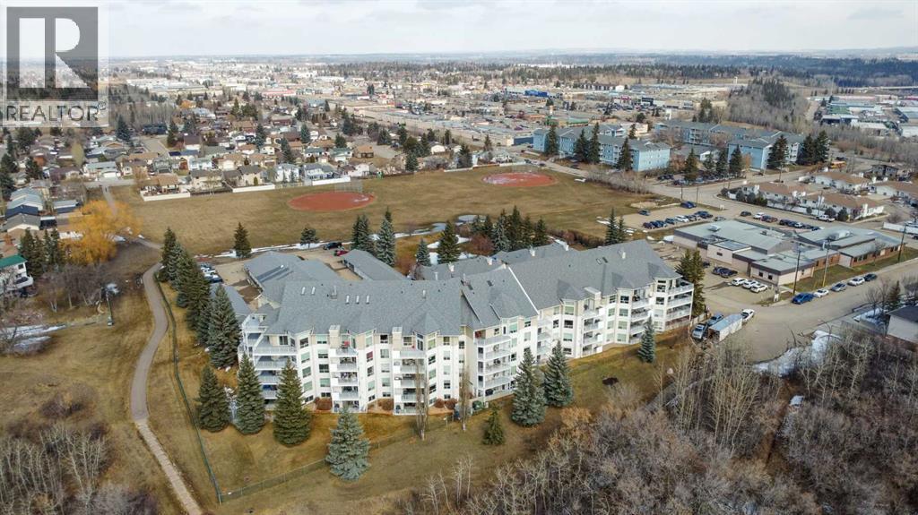 Listing photo – 409, 6118 53 Avenue, Red Deer