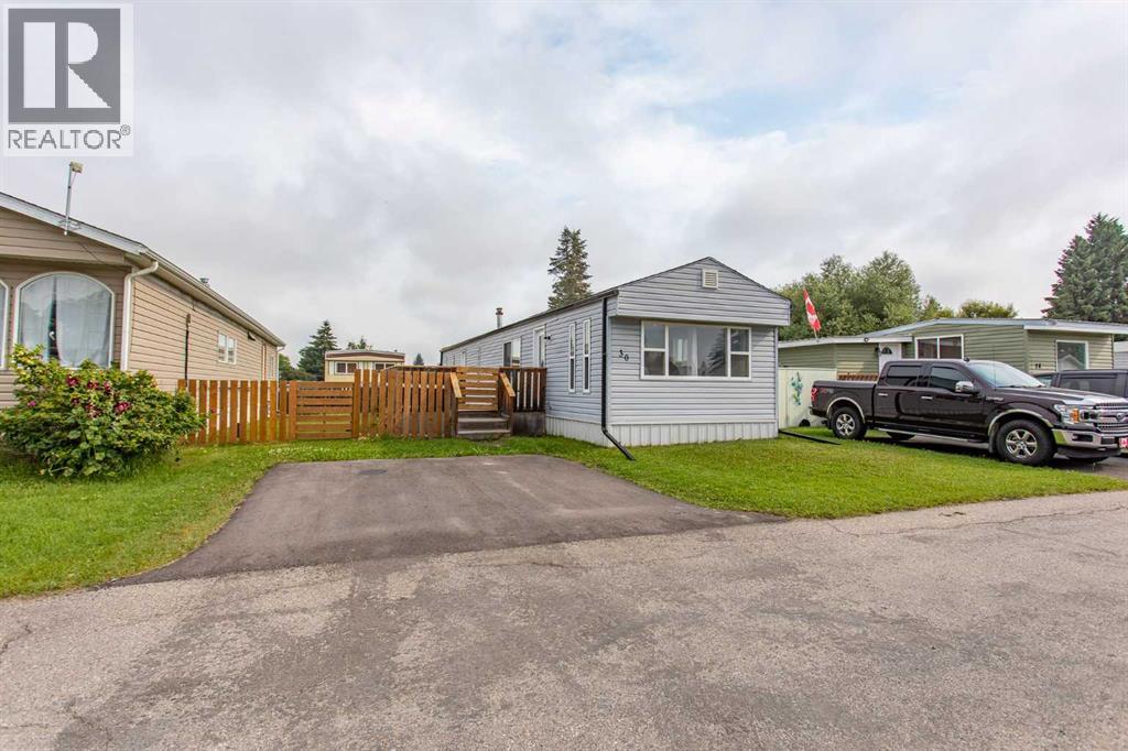 Listing photo – 30, 5344 76 Street, Red Deer