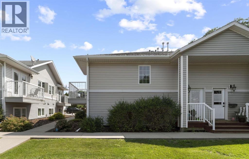 Listing photo – 204, 4907 46 Street, Camrose