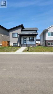 Listing photo – 11 Ian Way, Sylvan Lake