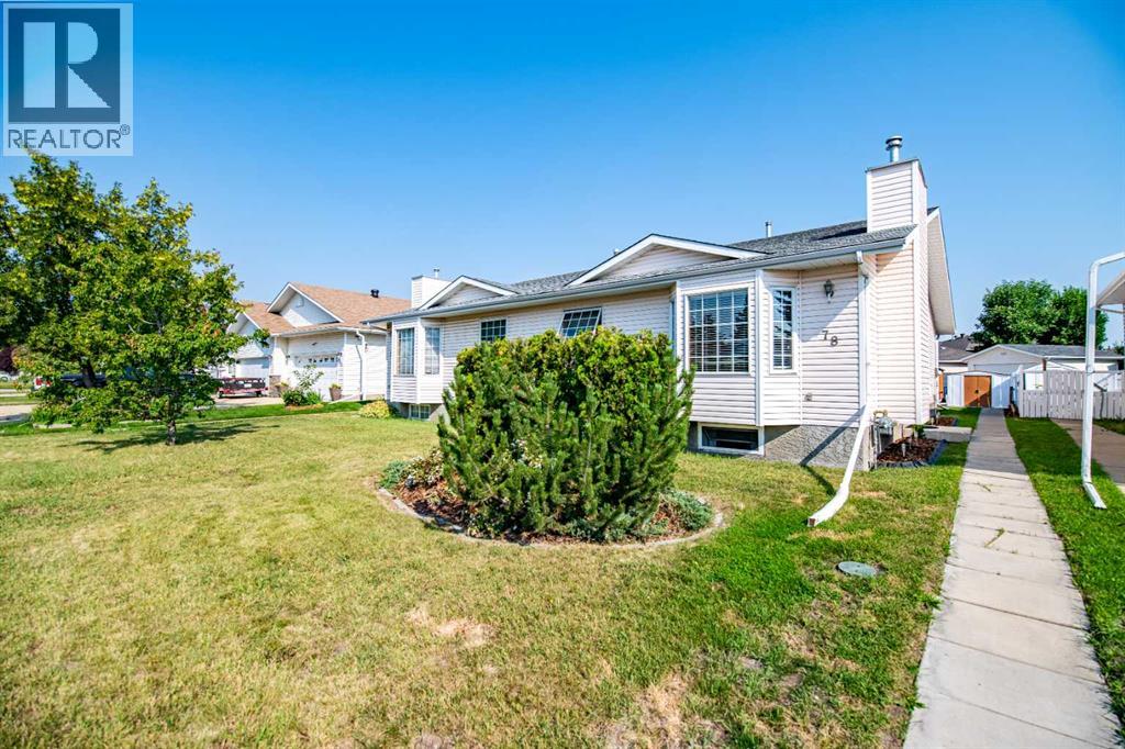 Listing photo – 78 Duston Street, Red Deer