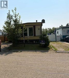 Listing photo – 63 Westwood Court, Innisfail
