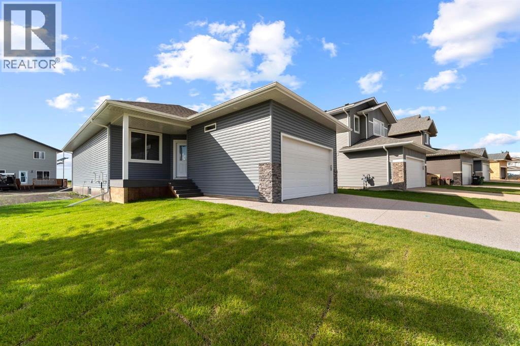 Listing photo – 7501 38A Avenue, Camrose
