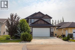 Listing photo – 51 Emily Crescent, Lacombe