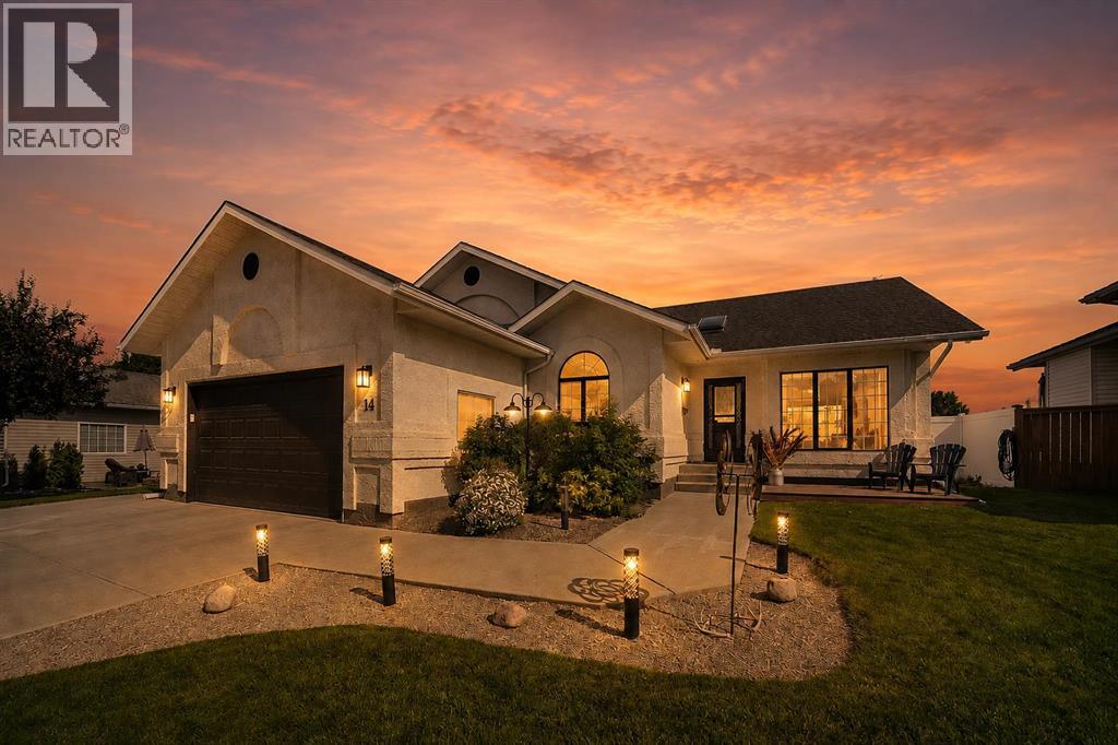 Listing photo – 14 Denison Crescent, Red Deer