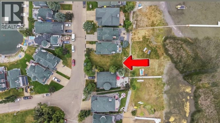 Listing photo – 182 Marina Bay Court, Sylvan Lake