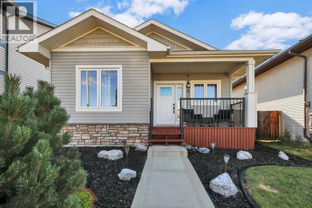 Listing photo – 9 Valley Crescent, Blackfalds