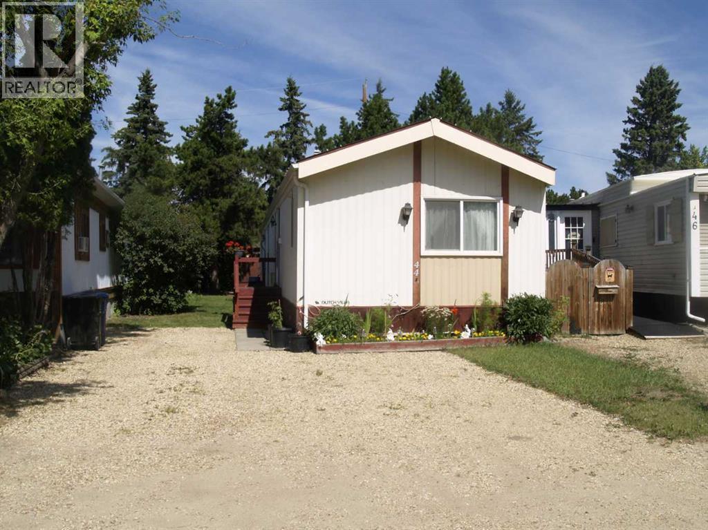 Listing photo – 44A, 5500 Womacks Road, Blackfalds