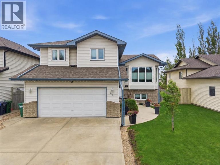 46 Lagrange Crescent, Red Deer