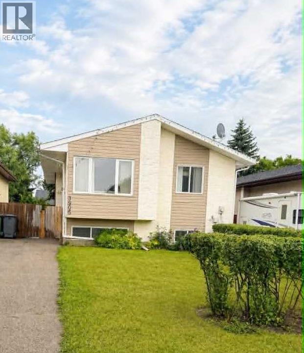 Listing photo – 3905 52 Avenue, Ponoka