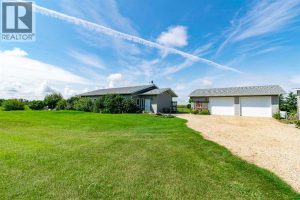 Listing photo – 43552 Range Road 180, Rural Camrose County