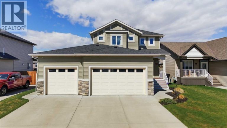 10 Viceroy Crescent, Olds