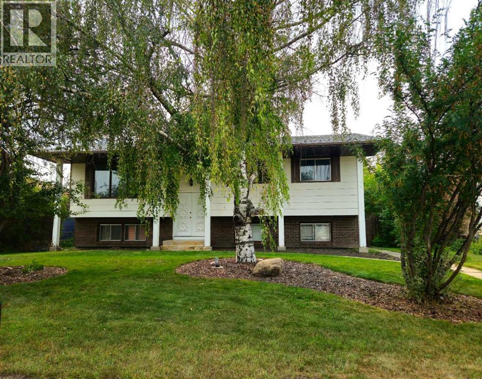 Listing photo – 165 WILSON Crescent, Red Deer