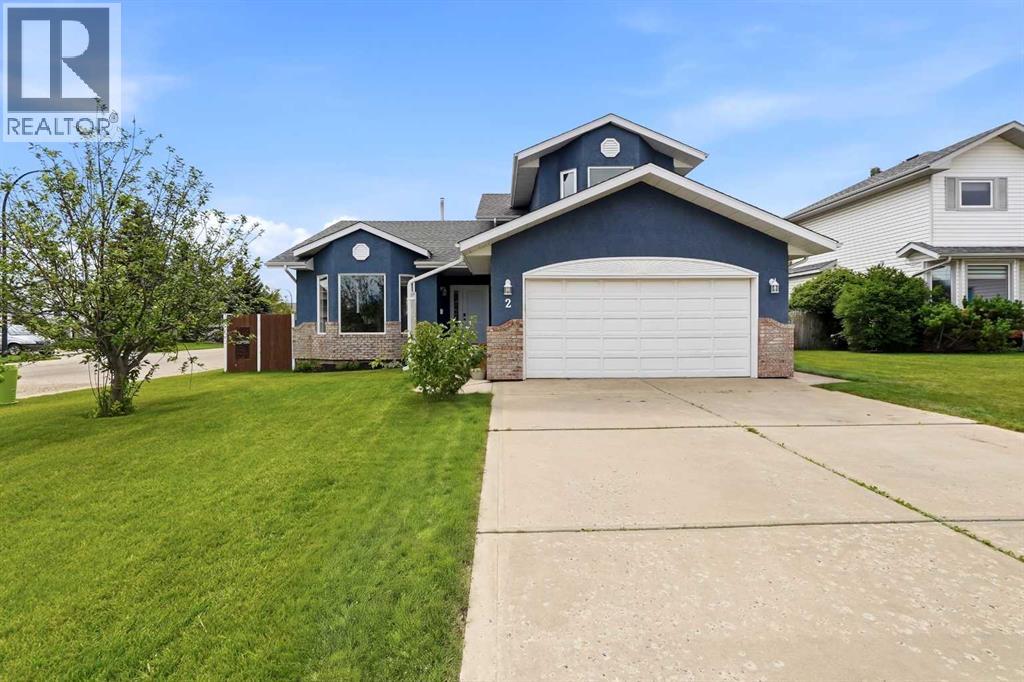Listing photo – 2 Denmark Crescent, Red Deer