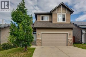Listing photo – 135 Inglewood Drive, Red Deer