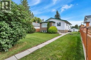 Listing photo – 6739 59th Avenue, Red Deer