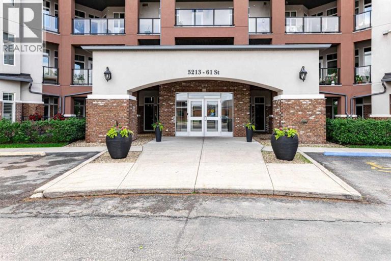 109, 5213 61 Street, Red Deer