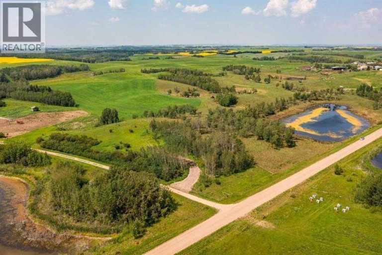 Listing photo – 38324 Range Road 244, Rural Lacombe County