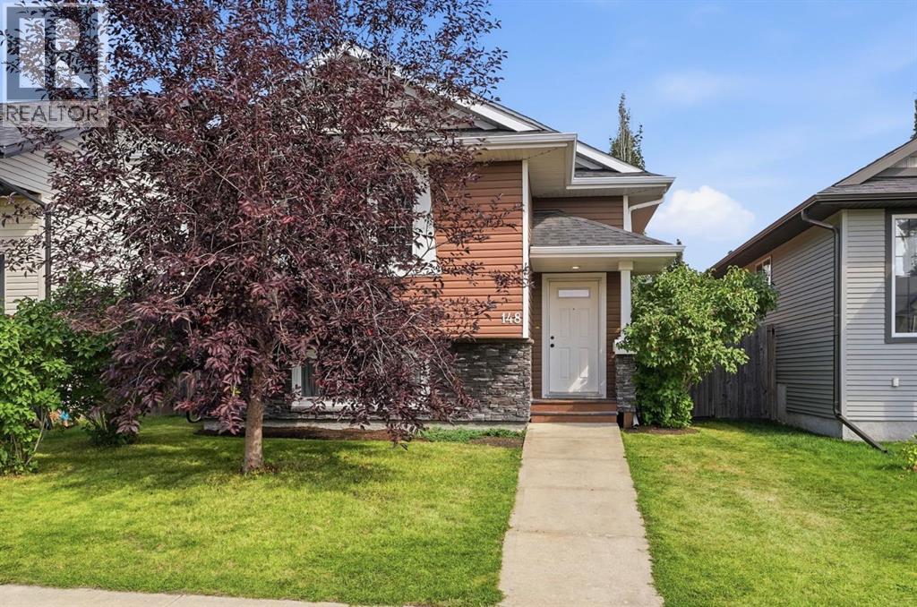 Listing photo – 148 Vickers Close, Red Deer
