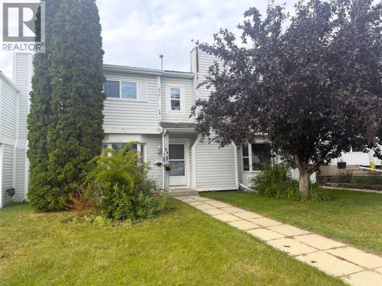24 Ellenwood Drive, Red Deer
