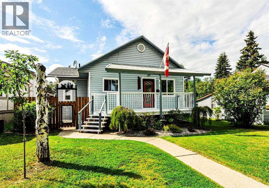 Listing photo – 5228 42 Street, Camrose