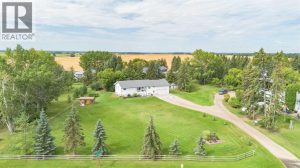 Listing photo – 14 Lake Road, Erskine