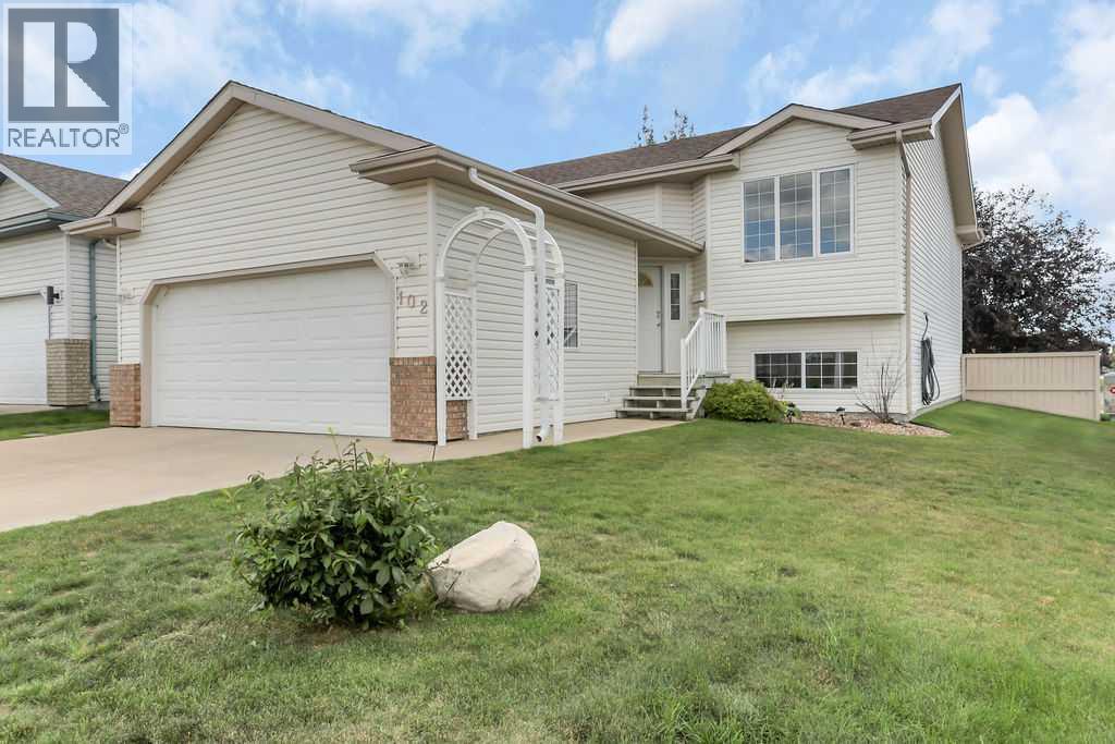 Listing photo – 102 Drummond Avenue, Red Deer