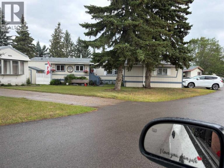 63 Parkside Drive, Red Deer