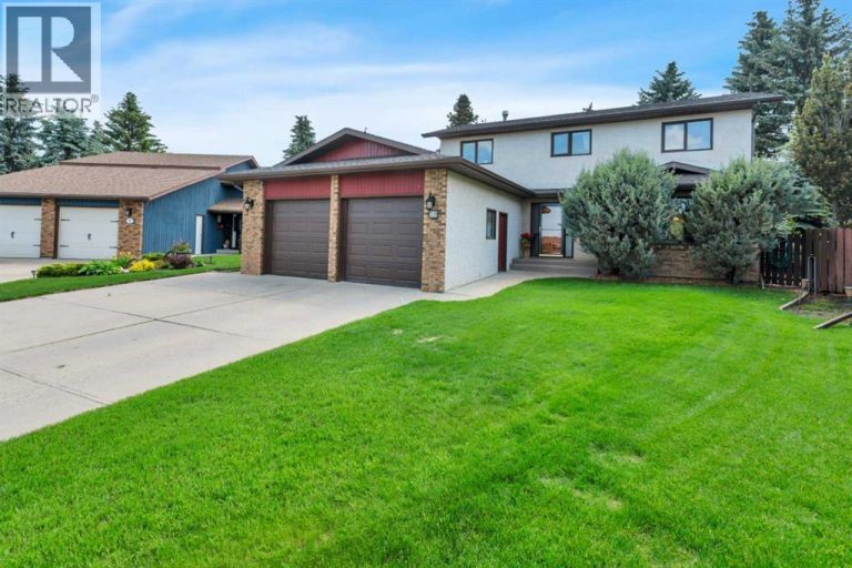 19 Mayberry Close, Red Deer