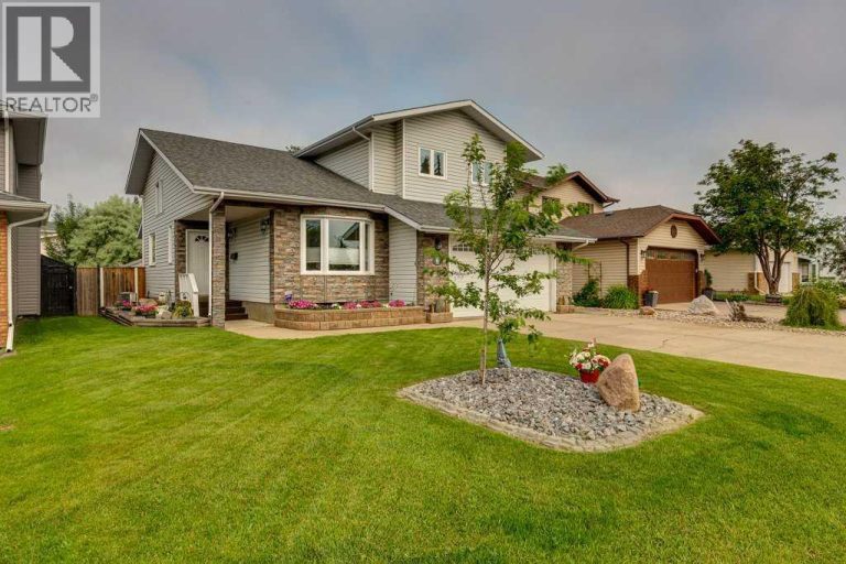 6 Ramsey Avenue, Red Deer