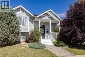 Listing photo – 717 Lancaster Drive, Red Deer