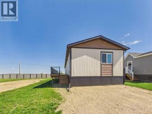 Listing photo – 25 McKay Place, Blackfalds