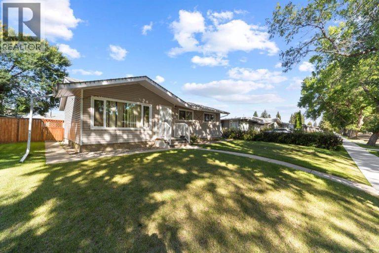 Listing photo – 4604 61 Street, Camrose