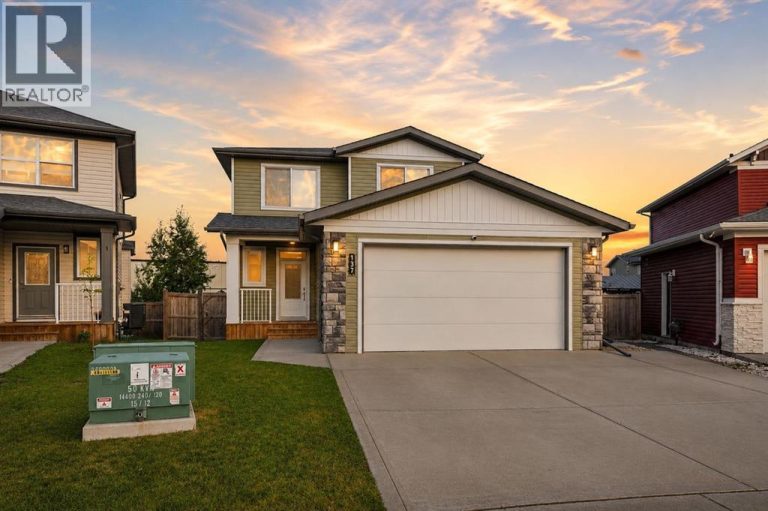 Listing photo – 137 Hampton Crescent, Sylvan Lake