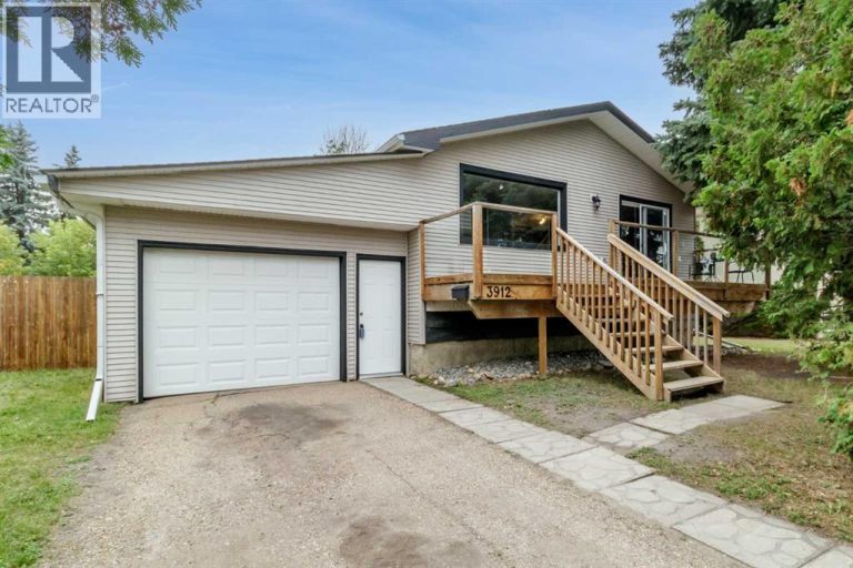 3912 50A Street, Red Deer