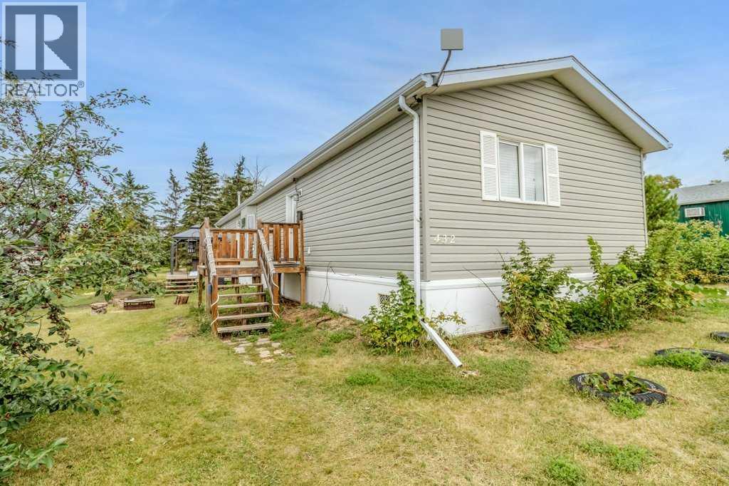 Listing photo – 432 3 Avenue, Elnora